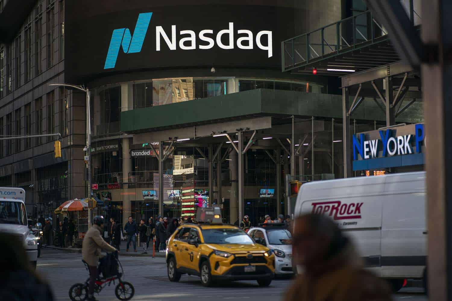 Nasdaq: Nedir, Nasıl Hisse Alınır?